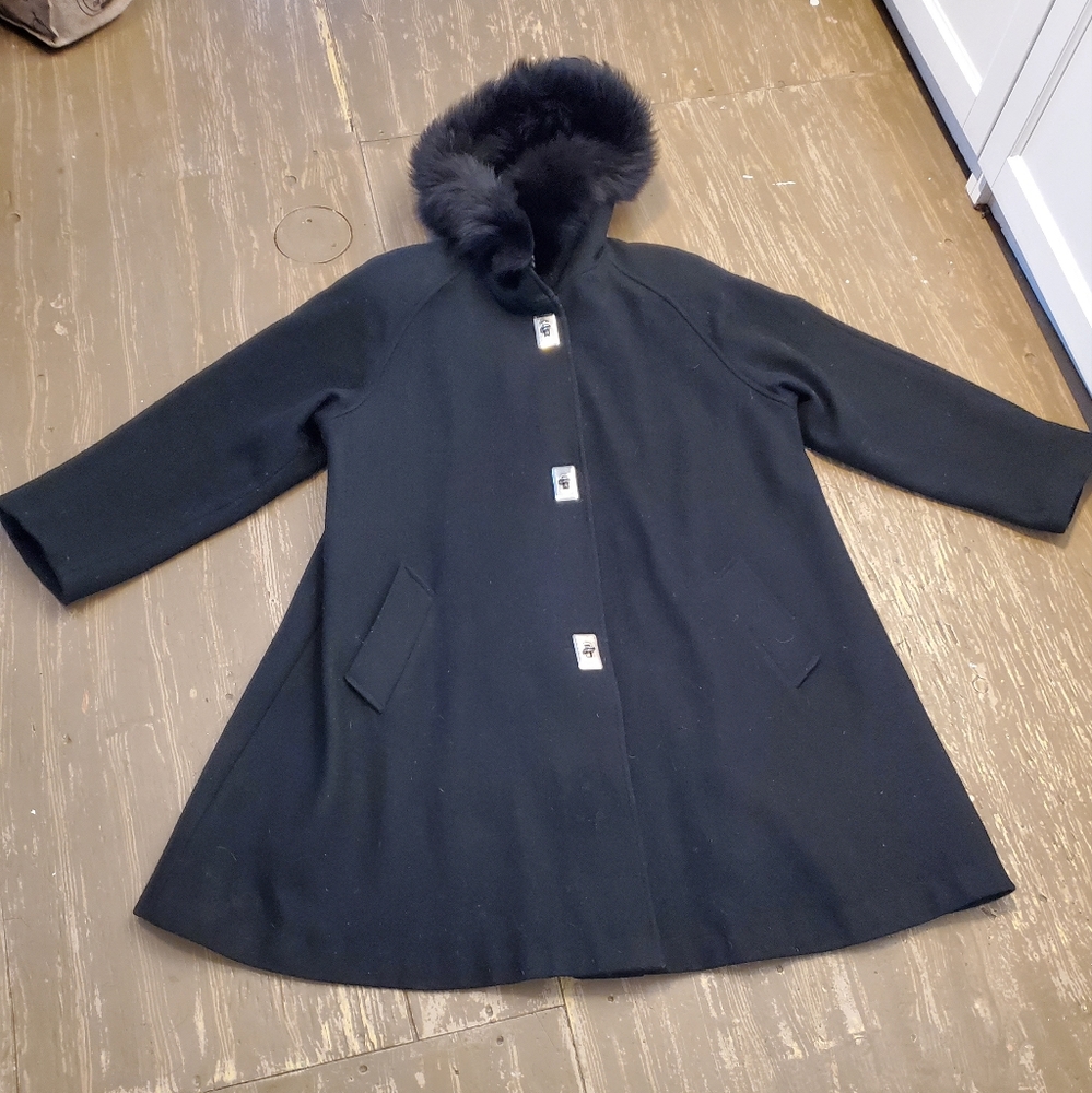 Wool Carol Horn Karessa coat